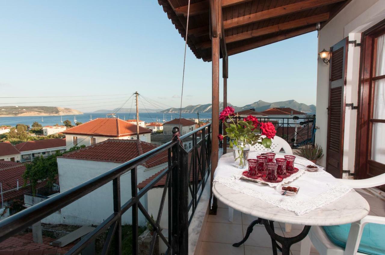 Ferienwohnung The House Of "Angelina", Magnificent View Of The Sea Methoni  Exterior foto