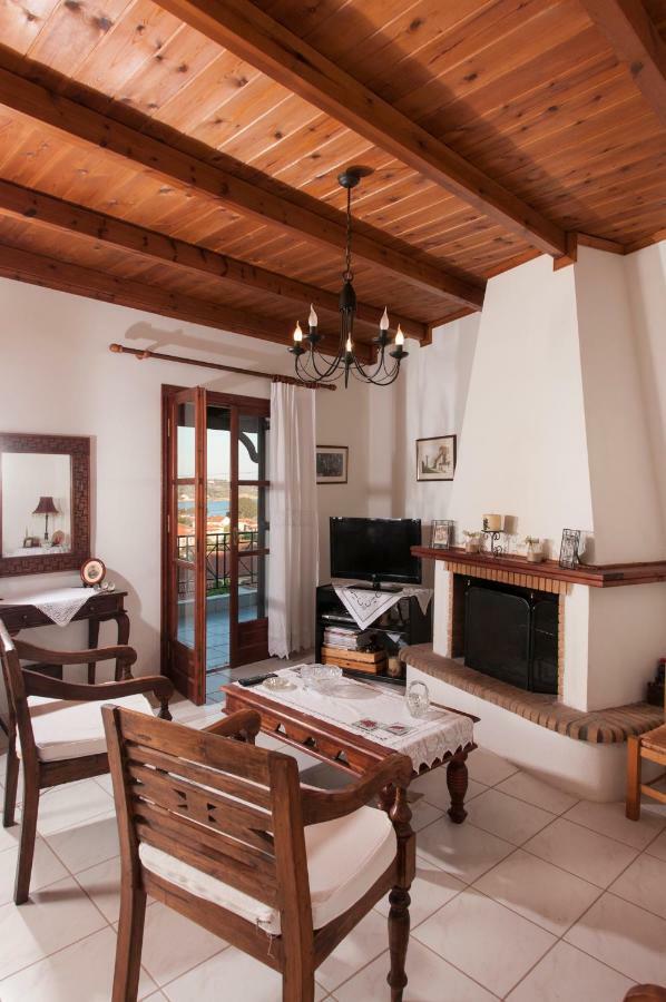 Ferienwohnung The House Of "Angelina", Magnificent View Of The Sea Methoni  Exterior foto